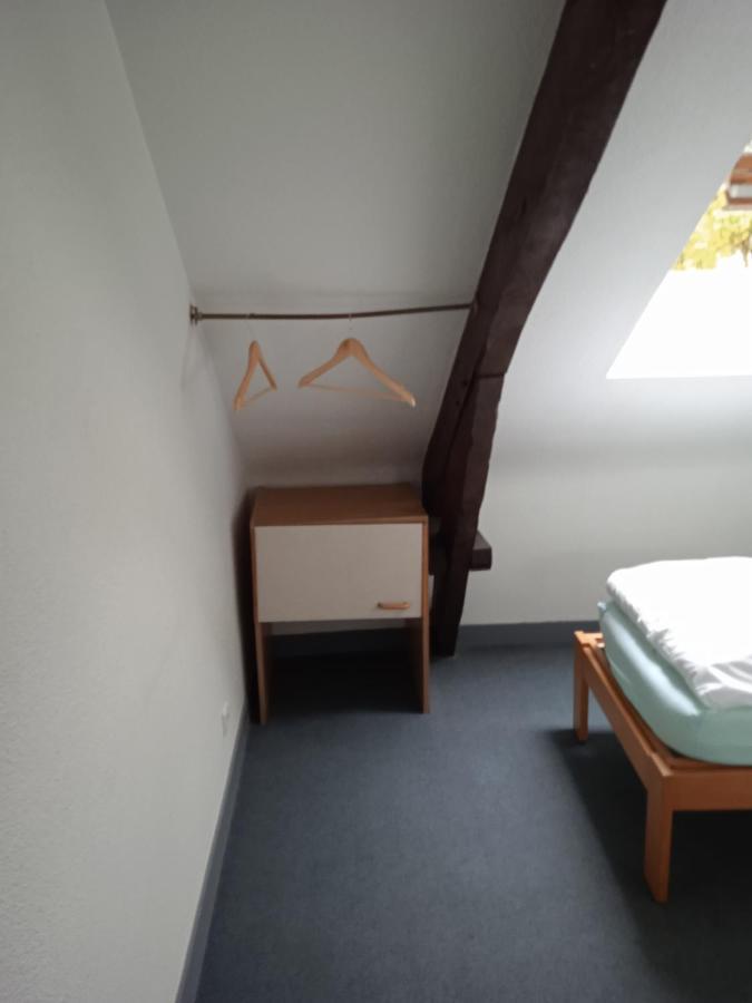 Auberge De Jeunesse Hi Pontivy Exterior foto